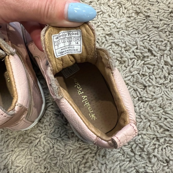 Freshly Picked leather pink high top sneaker shoes girl size 7 - Picture 4 of 7